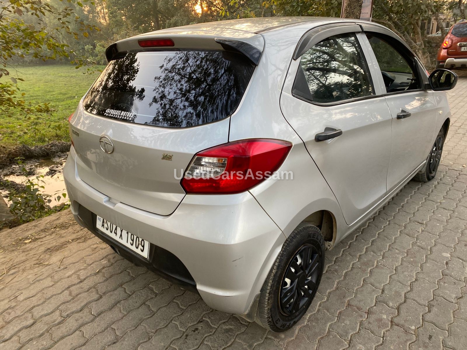 2019 Tata Tiago XM Petrol — photo 1 of 6