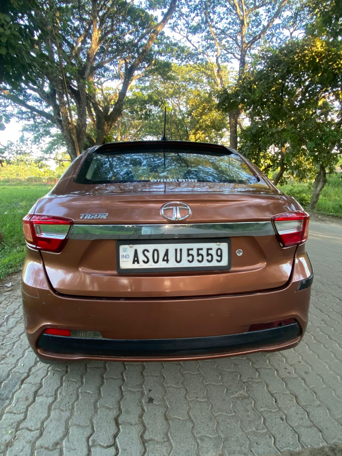 2018 Tata Tigor — photo
