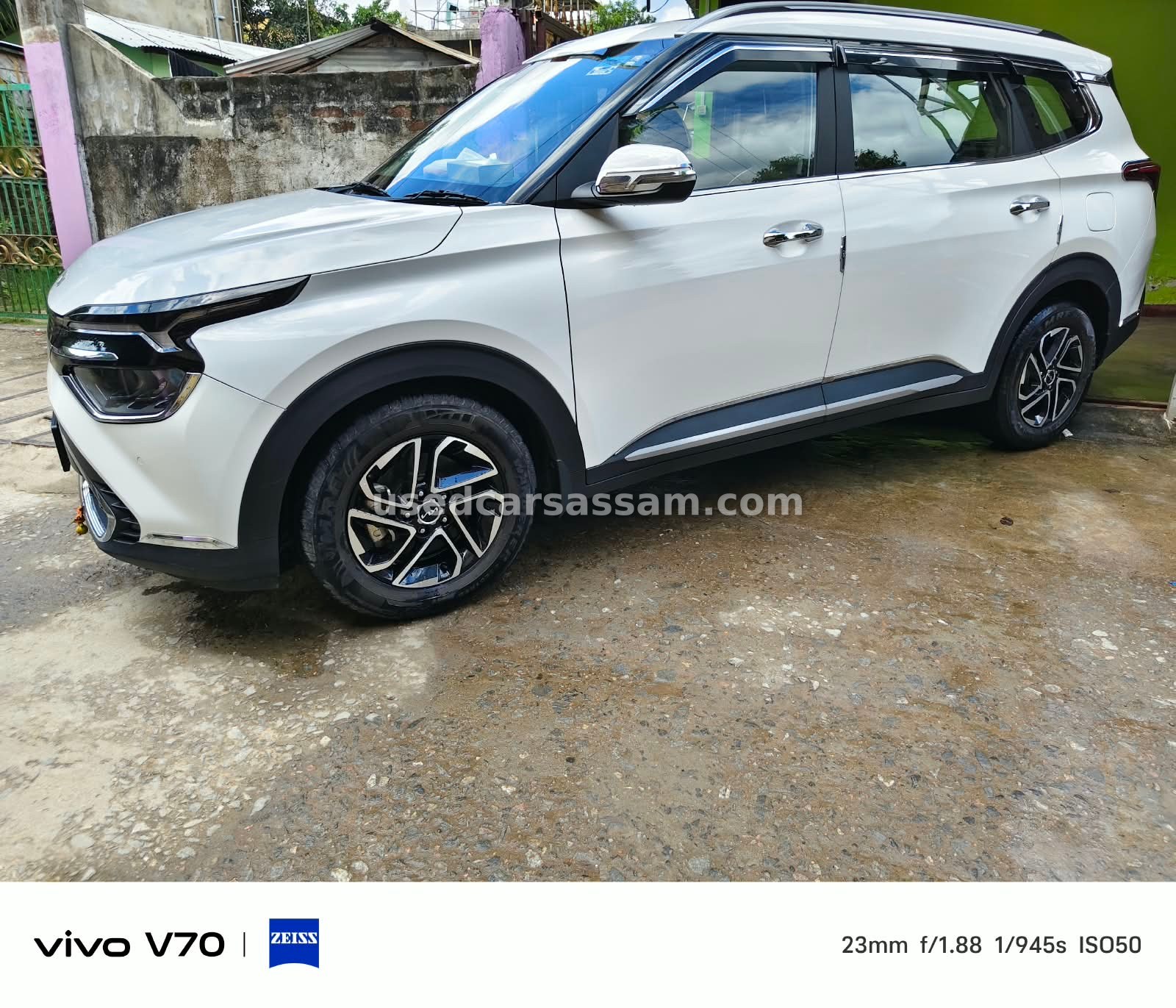 2023 Kia Carens Luxury — photo